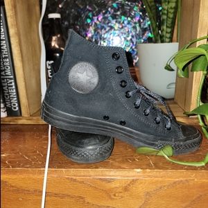 Converse high top